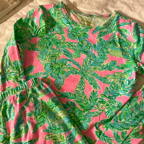 Lilly Pulitzer Other - Lilly Pulitzer pajamas youth size 14